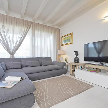 Appartement Caesar C4 - Gardagate Sirmione