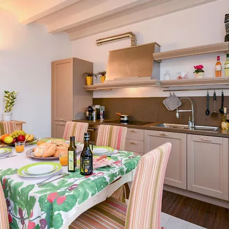 Caesar C4 - Gardagate Daire